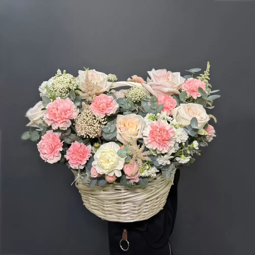 Советы по выбору цветов для учителя: лучшие букеты для школьных и университетских педагогов